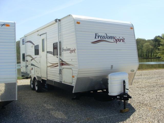 Used 2008 Dutchmen Freedom Spirit 260B-DSL Travel Trailer For Sale